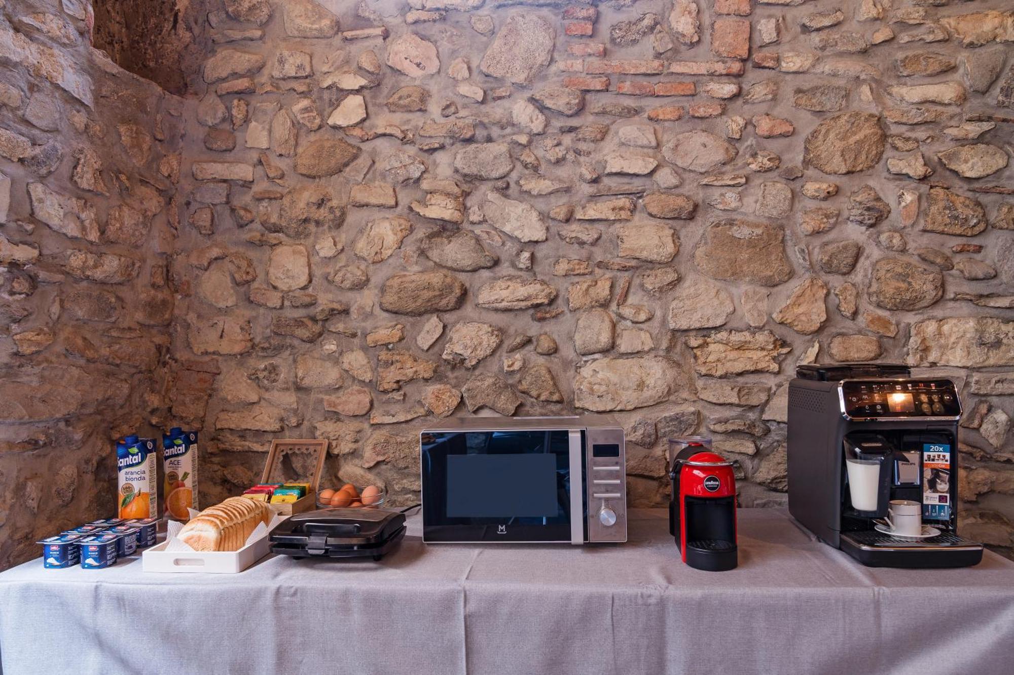 B&B La Corte And Home Restaurant - Free Parking - 10 Minutes To The Lake And Centre Como Exterior foto
