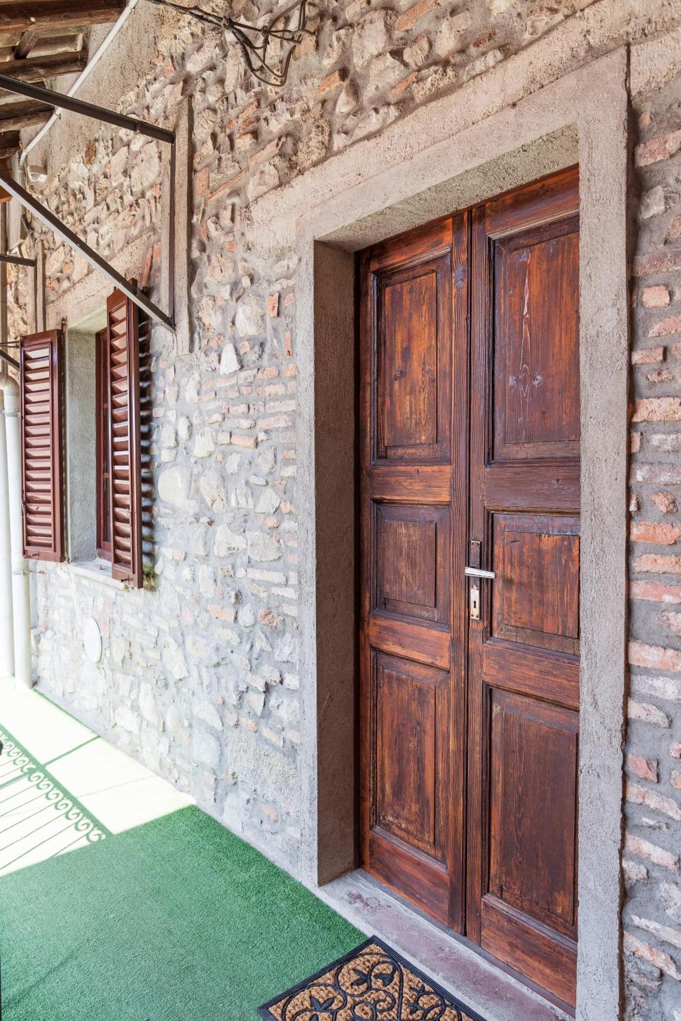 B&B La Corte And Home Restaurant - Free Parking - 10 Minutes To The Lake And Centre Como Exterior foto