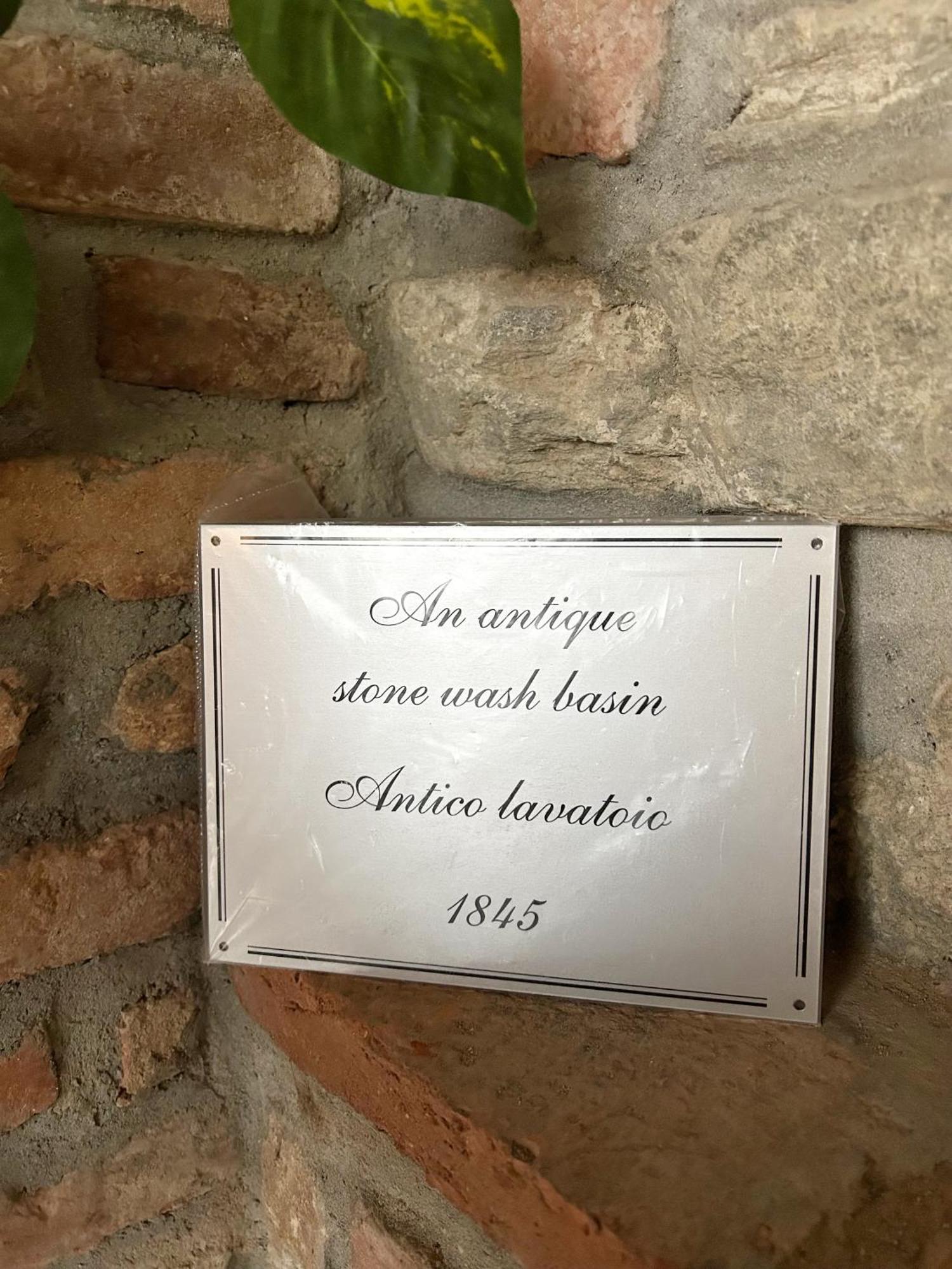 B&B La Corte And Home Restaurant - Free Parking - 10 Minutes To The Lake And Centre Como Exterior foto